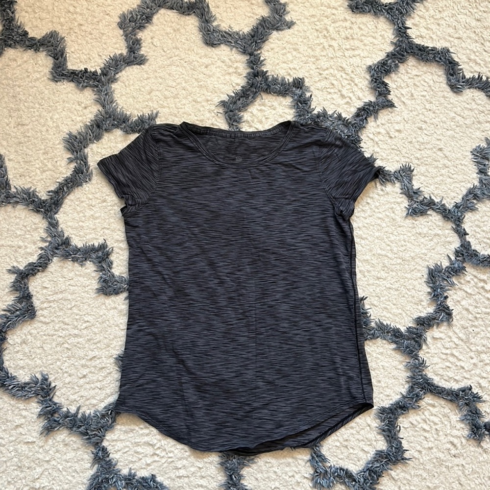Lululemon Grey Heathered Tshirt